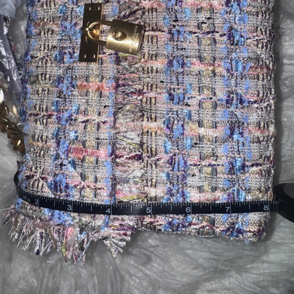 Kurt Geiger MEDIUM Tweed Chain Shoulder Bag –Gold Hardware-NWT 8”x10” - Picture 11 of 12